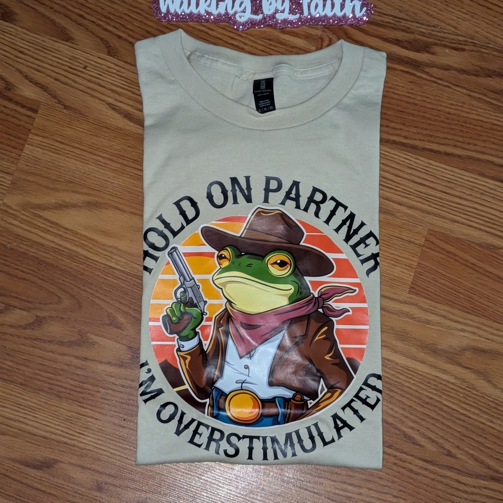 Hold On Partner Reptile T-Shirt - Cream